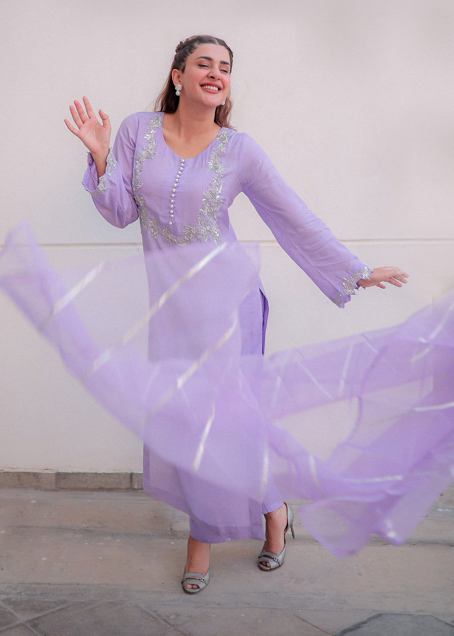 Kubra Khan - Irene