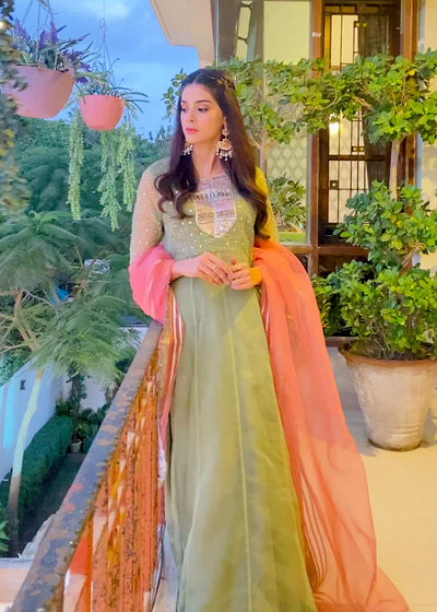 Zainab Shabbir - Molly