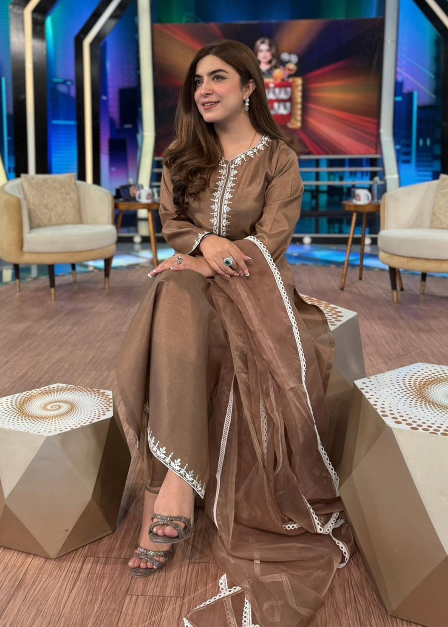 Hina Niazi - Hazel