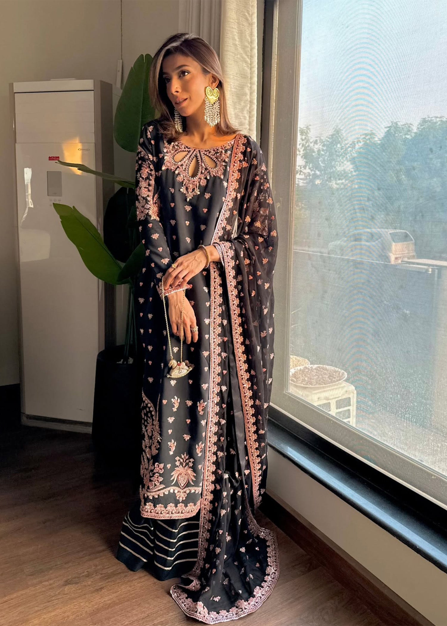 Mohini - Asra Noor